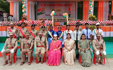 जिला स्थापना के बाद पहला स्वतंत्रता दिवस हर्षोल्लास से मनाया गया