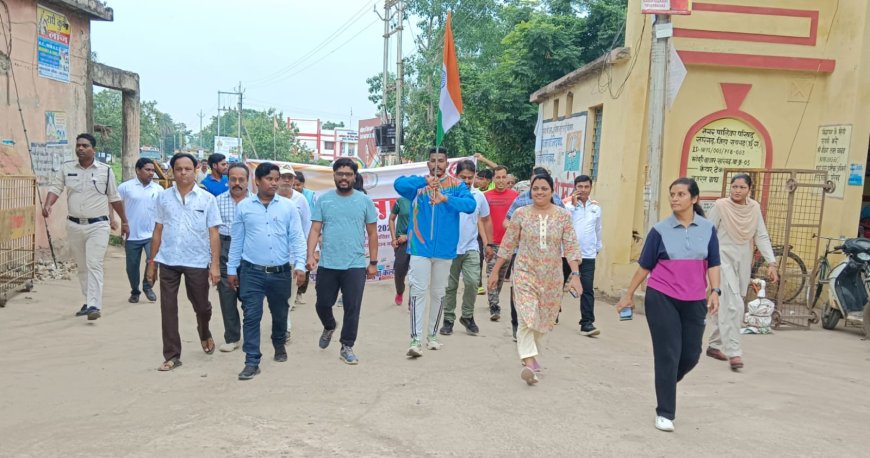 स्वतंत्रता दिवस की पूर्व बेला पर दौड़ संपन्न