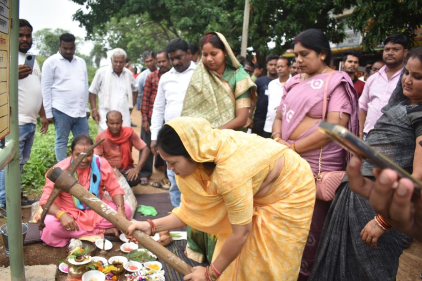 विधायक उत्तरी जांगड़े ने बहुप्रतीक्षित केडार, भकुर्रा पहुंच मार्ग नवनीकरण डामरीकरण का किया भूमिपूजन 