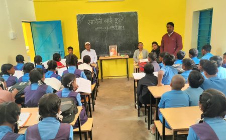 सावित्रीबाई फुले जयंती पर उन्हें किया गया नमन....