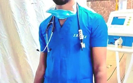 बालाजी हॉस्पिटल मोवा रायपुर के ट्रॉमा सेंटर के मेल स्टाफ नर्स, मृतक की पत्नी,उसकी सहेली और धरमजयगढ़ निवासी एक अन्य पुरुष मित्र सहित कुल 4 आरोपी गिरफ्तार.....