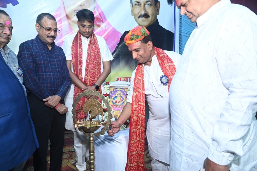 सुशील रामदास के नेतृत्व व चेम्बर एक्शन कमेटी के योगदान से भव्यतम् सम्पन्न हुआ कार्यक्रम