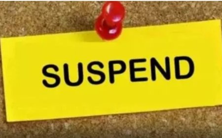 लालची अधिकारी पर हुई कार्यवाही