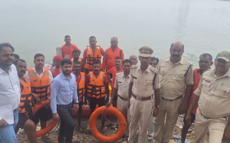 सारंगढ़ बिलाईगढ़ की बाढ़ आपदा बचाव टीम ने महानदी में किया अभ्यास