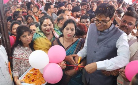 विधायक उत्तरी जांगड़े ने वित्त मंत्री के सारंगढ़ आगमन पर पूर्व में स्वीकृत विभिन्न निर्माण कार्यों की जल्द वित्तीय अनुमति देने मांग की