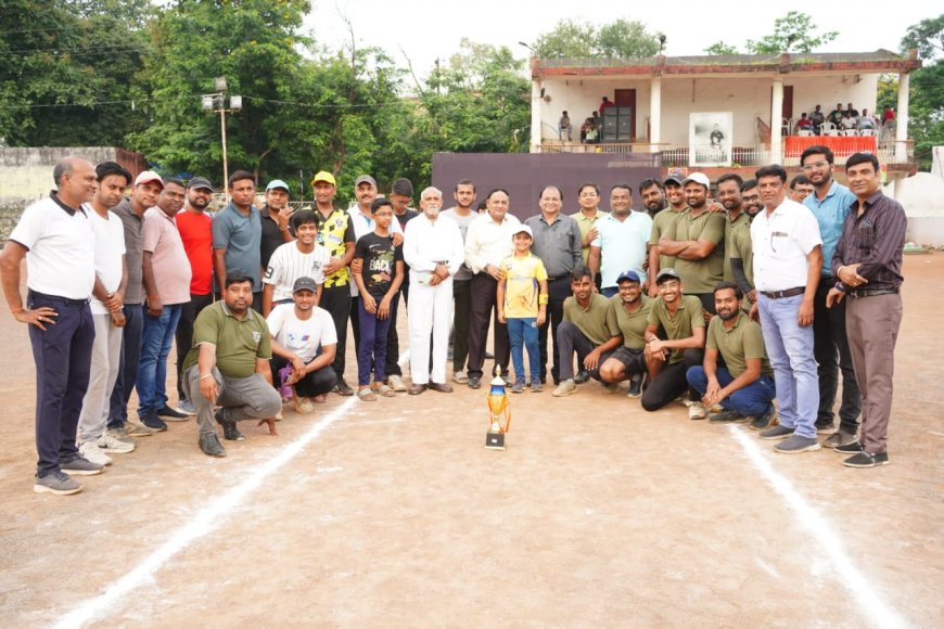 श्री अग्रसेन क्रिकेट ट्रॉफी कप 2024 खिताब महामिया सुपर एट ने किया अपने नाम