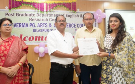 जे.पी.वर्मा स्नातकोत्तर महाविद्यालय के अंग्रेजी विभाग से स्वागत व विदाई समारोह का आयोजन