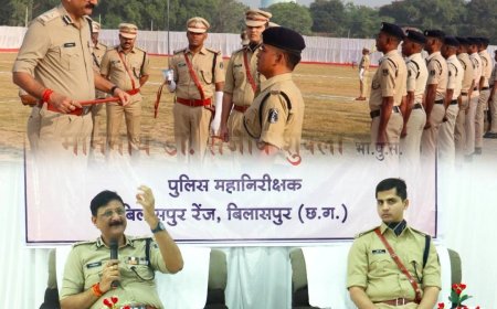 पुलिस महानिरीक्षक बिलासपुर रेंज ने किया सारंगढ़ जिले का दौरा