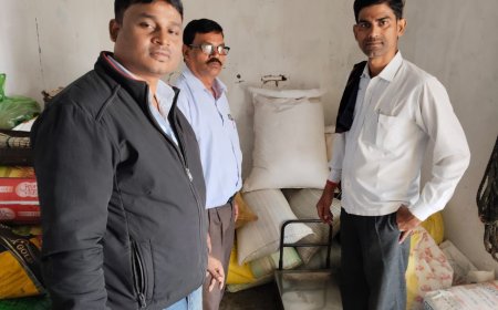 पवनी के रामकृष्ण साहू से 25 क्विंटल अवैध धान जप्त