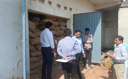 दो राइस मिलों में अधिकारीयों का छापा हजारों क्विं. धान और हजारों क्विं. चावल जप्त