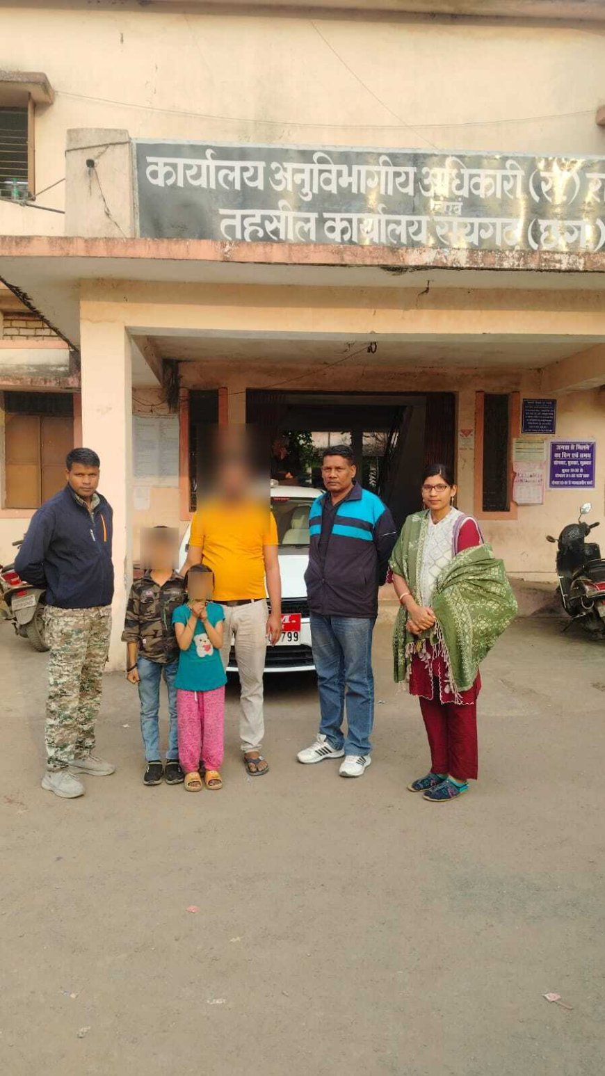 कोतरारोड़ पुलिस की संवेदना: बिछड़े बच्चों को पिता से मिलवाया, कोर्ट के आदेश पर गुजरात से बच्चों को लाकर न्यायालय में पेश किया