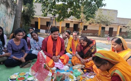 विरानी पब्लिक हायर सेकेण्डरी स्कूल सीपत में बसंत पंचमी के अवसर पर सरस्वती पूजन का आयोजन