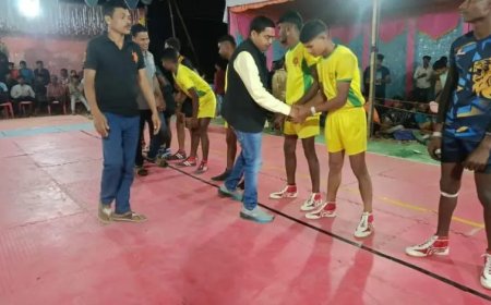 ग्राम ठरकपुर में ग्रामीण स्तरीय कब्बडी प्रतियोगता का फाइनल मैच हुआ सम्पन्न