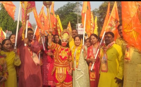 जय हनुमान ज्ञान गुण सागर के मंत्र से गुंजित हुआ शहर 