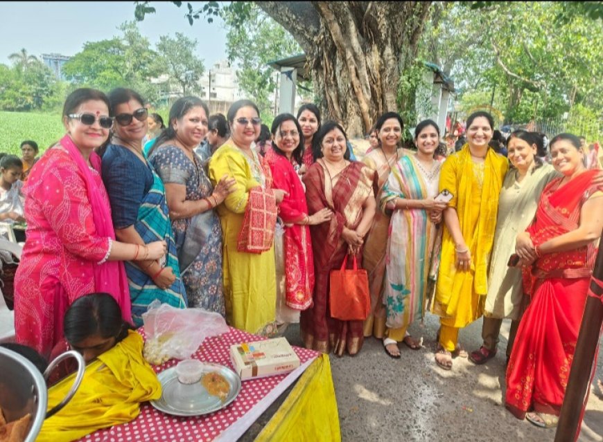 माता महागौरी का अलौकिक श्रृंगार कर अर्पित किया गया श्रद्धा का महाभोग
