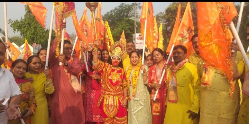 जय हनुमान ज्ञान गुण सागर के मंत्र से गुंजित हुआ शहर
