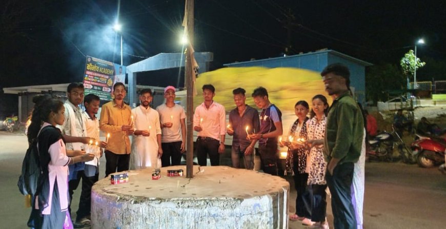जम्मू कश्मीर के पहलगाम में हुए आतंकी हमले के शाहिदों को NSUI ने दी श्रद्धाजंलि