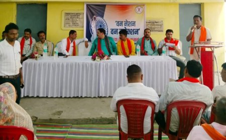 घरघोड़ा में एक देश एक चुनाव को लेकर संपन्न हुई संगोष्ठी