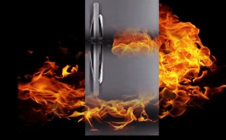 फ्रिज का दरवाजा खोलते ही हुआ धमाका, दोनों पैरों के उड़े चीथड़े, इलाज के दौरान शख्स की मौत