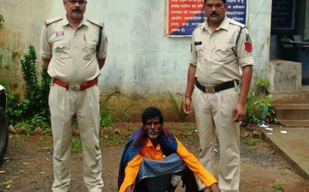 बकरी चराने की बात पर टांगी से हमला कर अधेड़ व्यक्ति को किया घायल — आरोपी गिरफ्तार