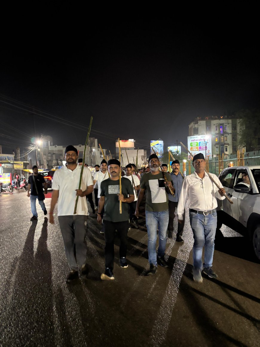 राष्ट्रीय स्वयंसेवक संघ के शताब्दी वर्ष के कार्यक्रम निमित्य रायगढ नगर में निकला भव्य अभ्यास पथ संचलन