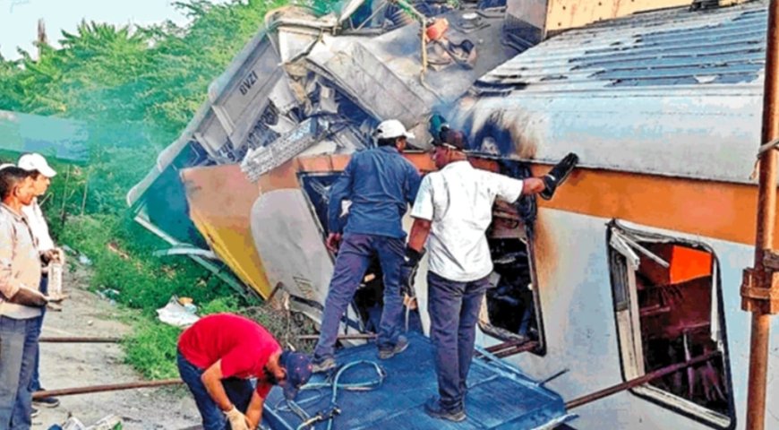 रेड सिग्नल को लांघकर मालगाड़ी से भिड़ी थी मेमू ट्रेन, रिपोर्ट में सामने आई वजह