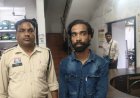 बाइक चोरी करते आरोपी को पुलिसकर्मियों ने दौड़ाकर पकड़ा, चोरी की 5 बाइक बरामद